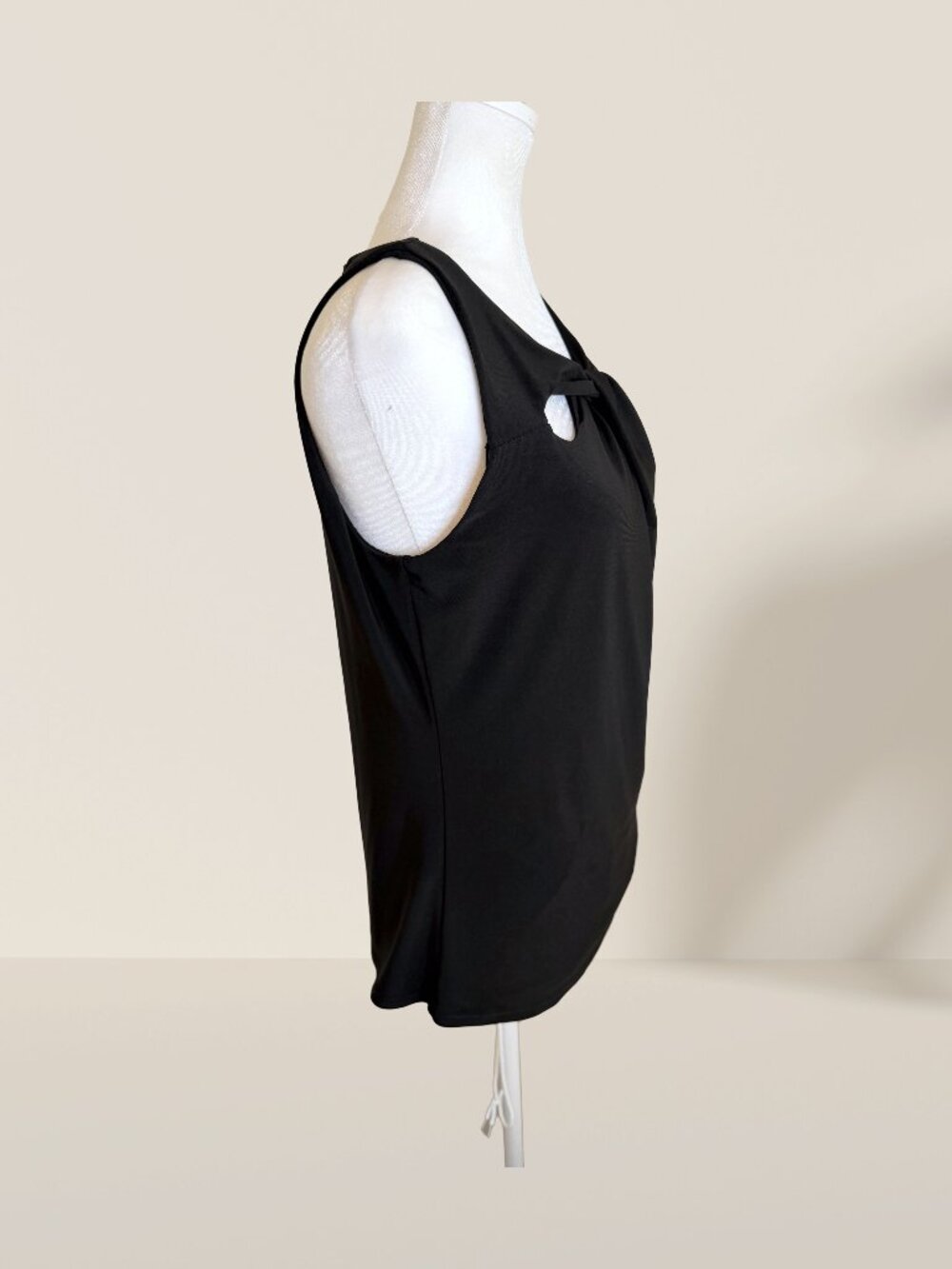 White House Black Market Black Sleeveless Twist Cutout Top Size M | Shell - Picture 2 of 7